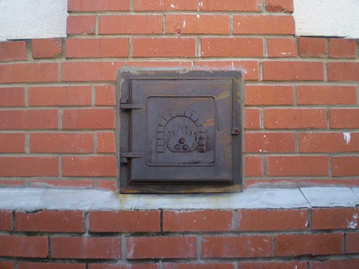 Drzwiczki rewizyjne do komina - jakie wybrać