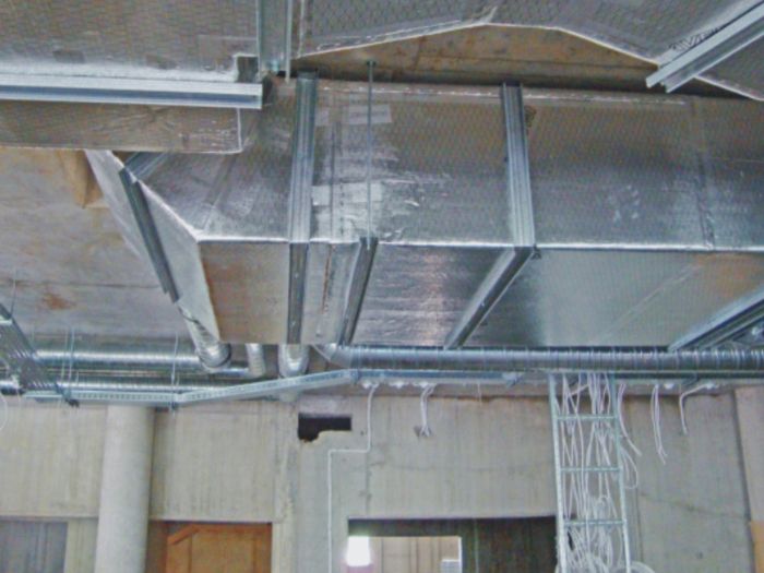 Kanały wentylacyjne w obiektach przemysłowych