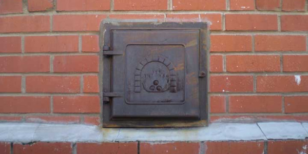 Drzwiczki rewizyjne do komina - jakie wybrać?