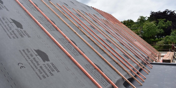 Zastosowanie membrany dachowej w budownictwie