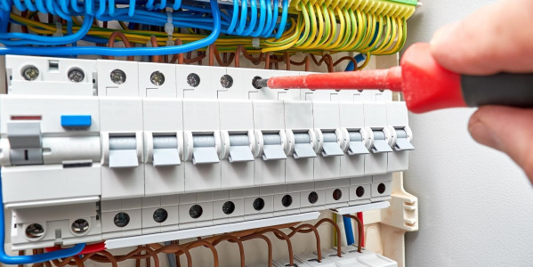 Rozdzielnia elektryczna serce każdej instalacji