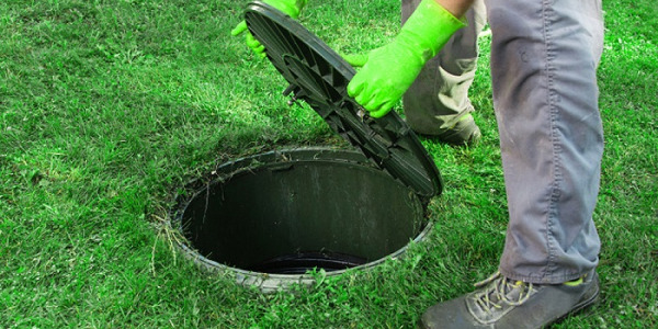 Opinie o szambach: Co warto wiedzieć przed instalacją?