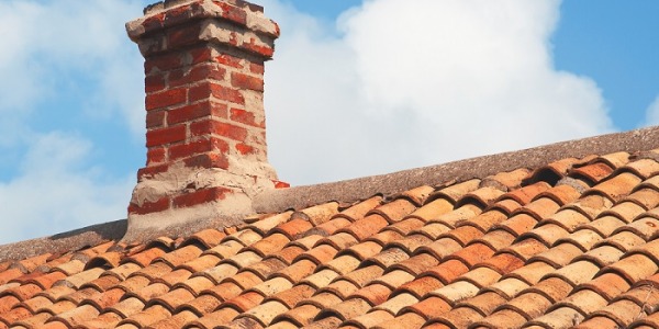 Ile bierze kominiarz za czyszczenie komina?